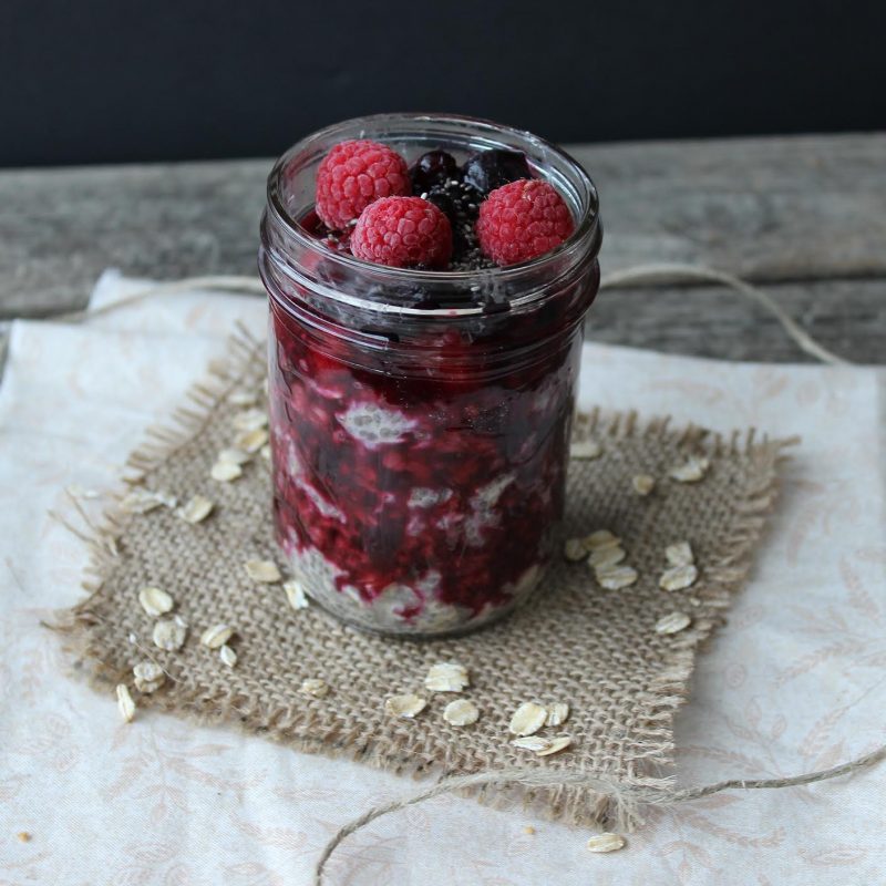 berry chia oats