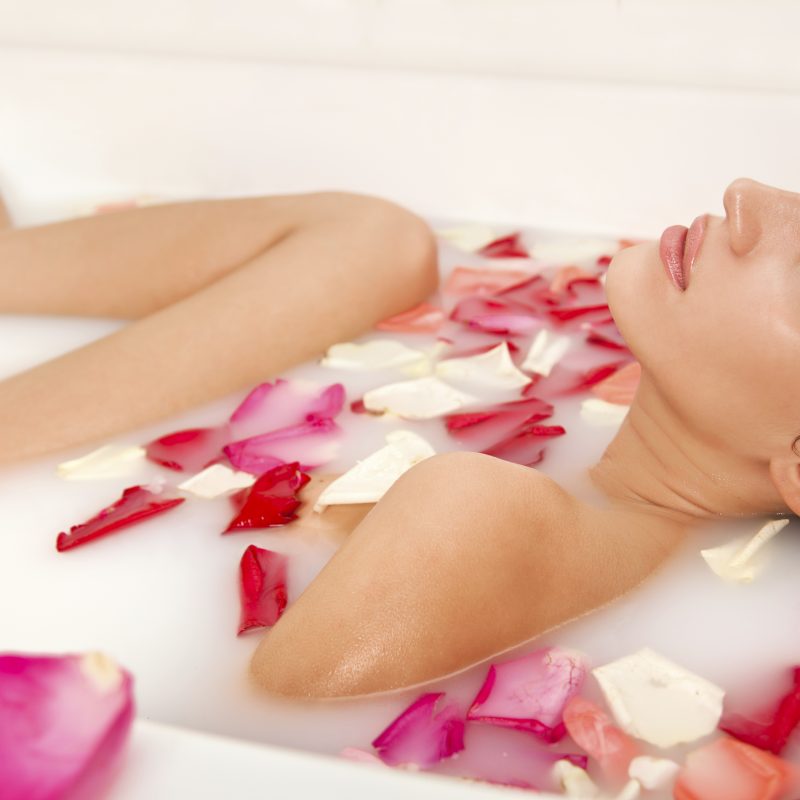 Cleopatra style milk bath with roses at CHO