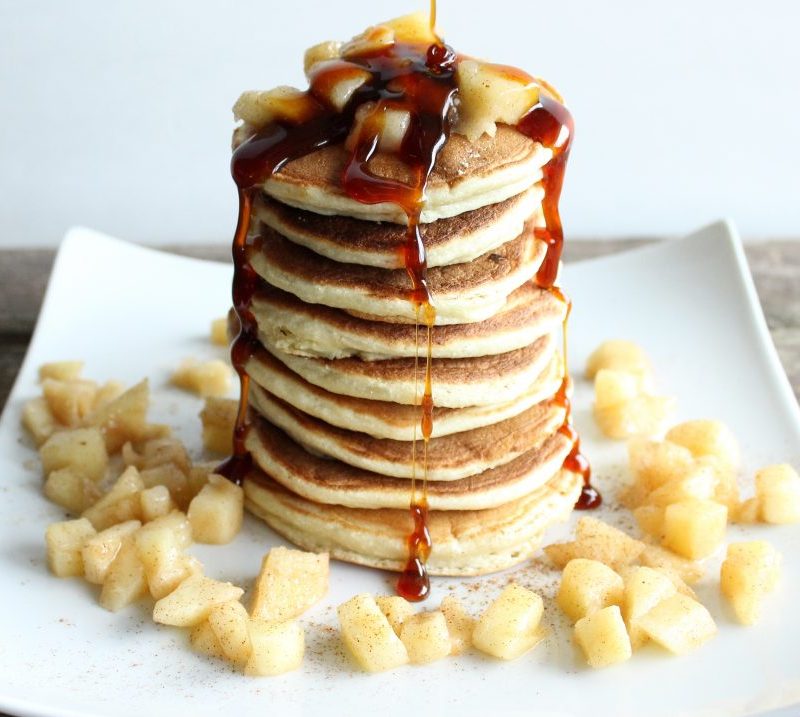 Paleo Apple Pie Pancakes