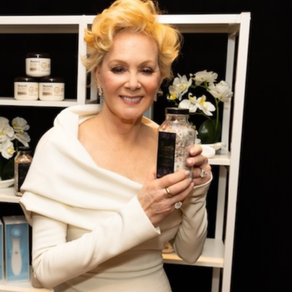 Jean Smart at Emmy's in the Giving Suite, with Crystal Dreams Bath Salts from Crystal Hills Organics.